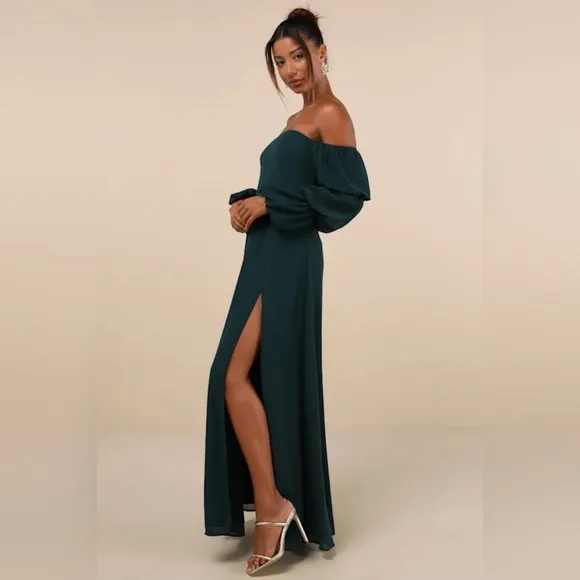 #208 Demure Aura Emerald Tiered Balloon Sleeve Off-the-Shoulder Dress