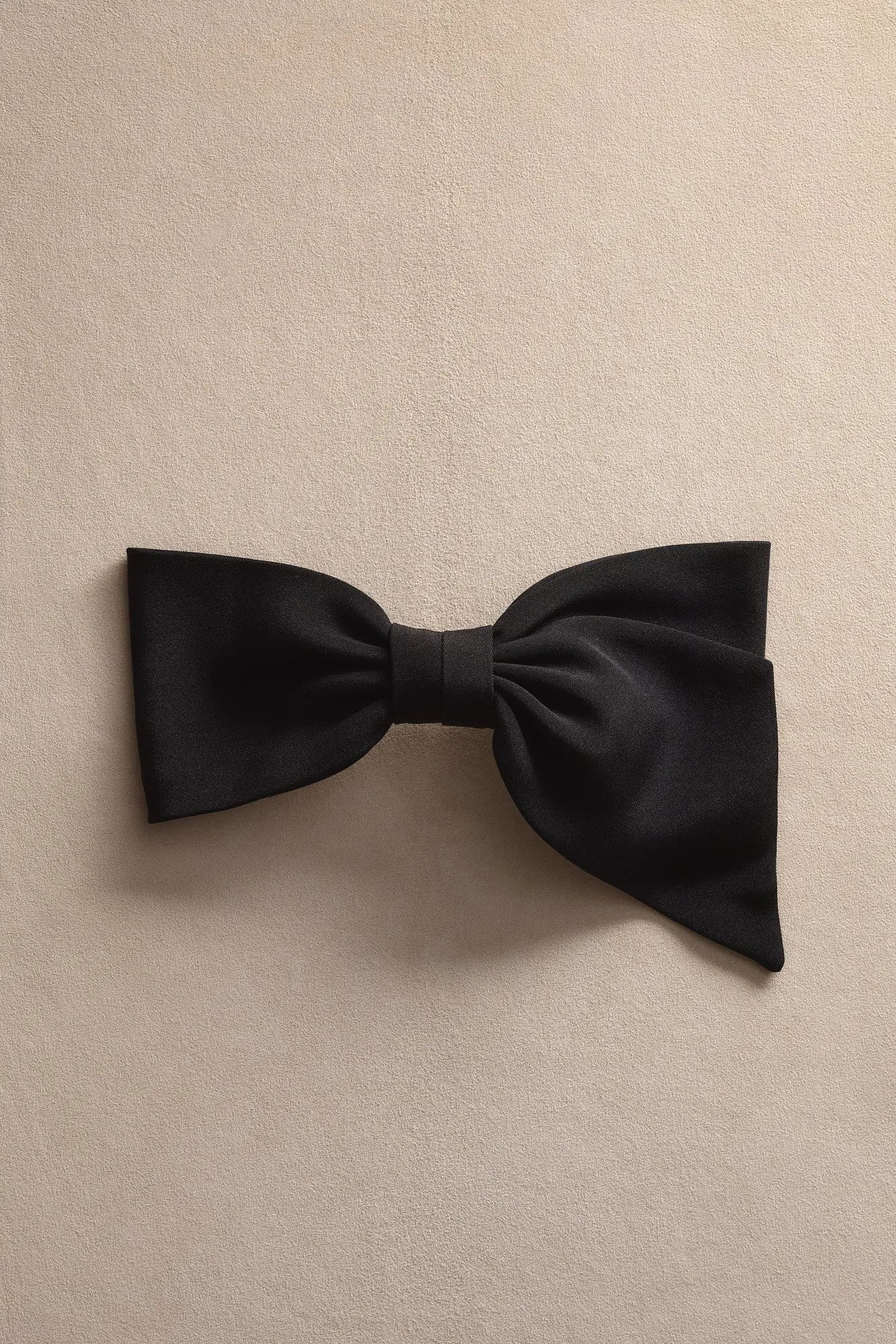 ASYMMETRICAL BOW