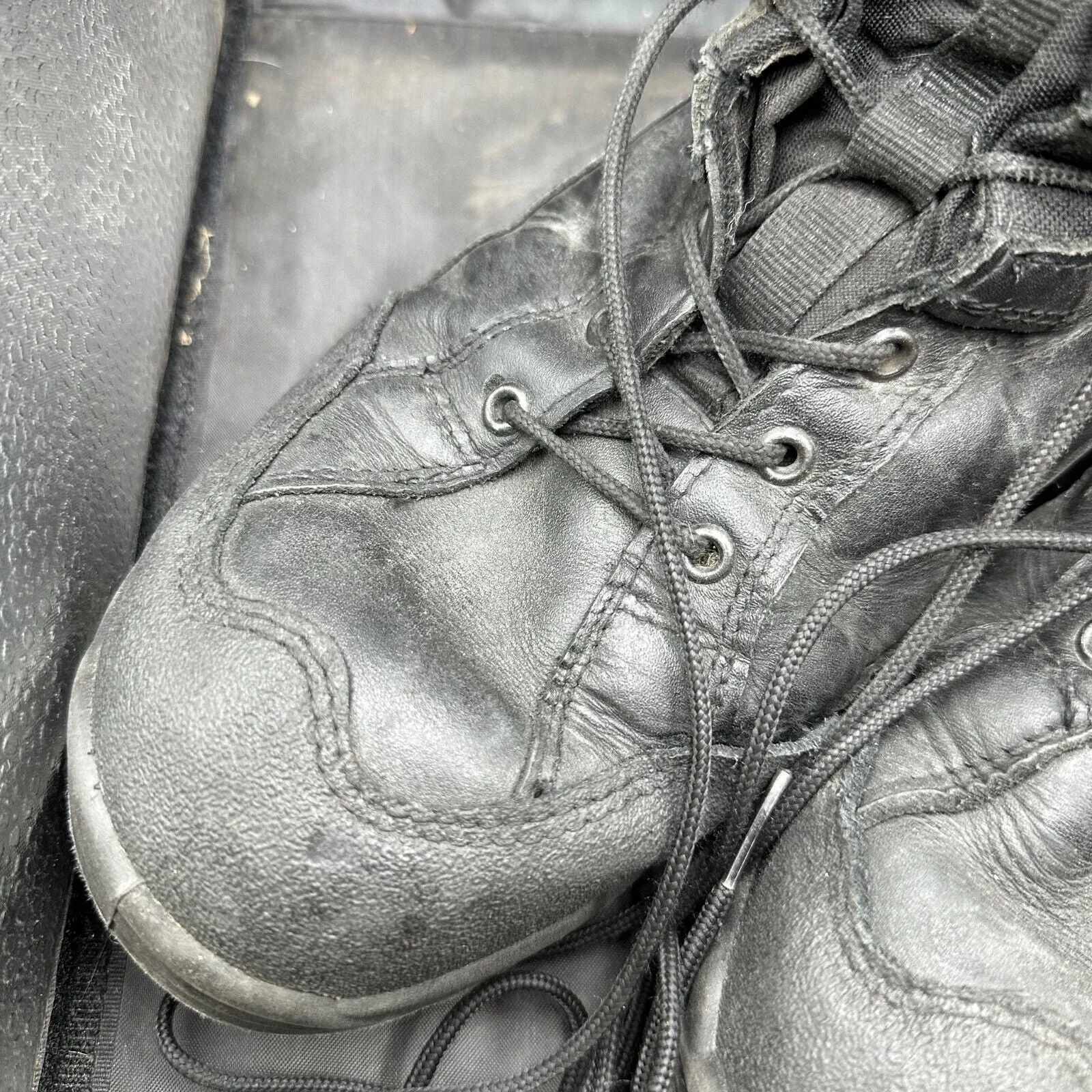 Austrian Army Black Leather Heavy Duty Combat Boots - Size EU 44 - UK 9.5