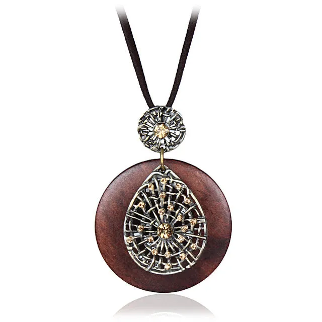 Elegant and Vintage Wooden Long Necklace