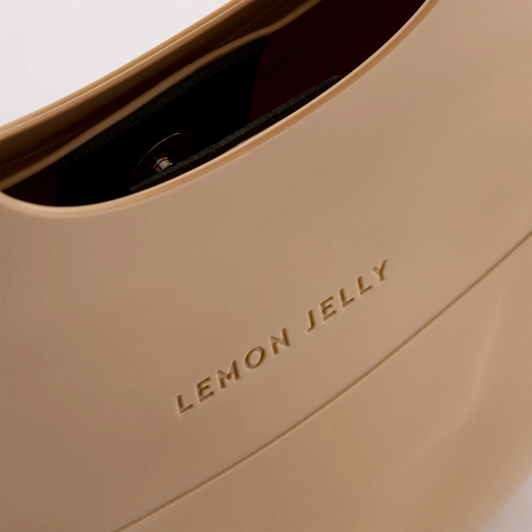 *FINAL SALE*Millie bag - Sand