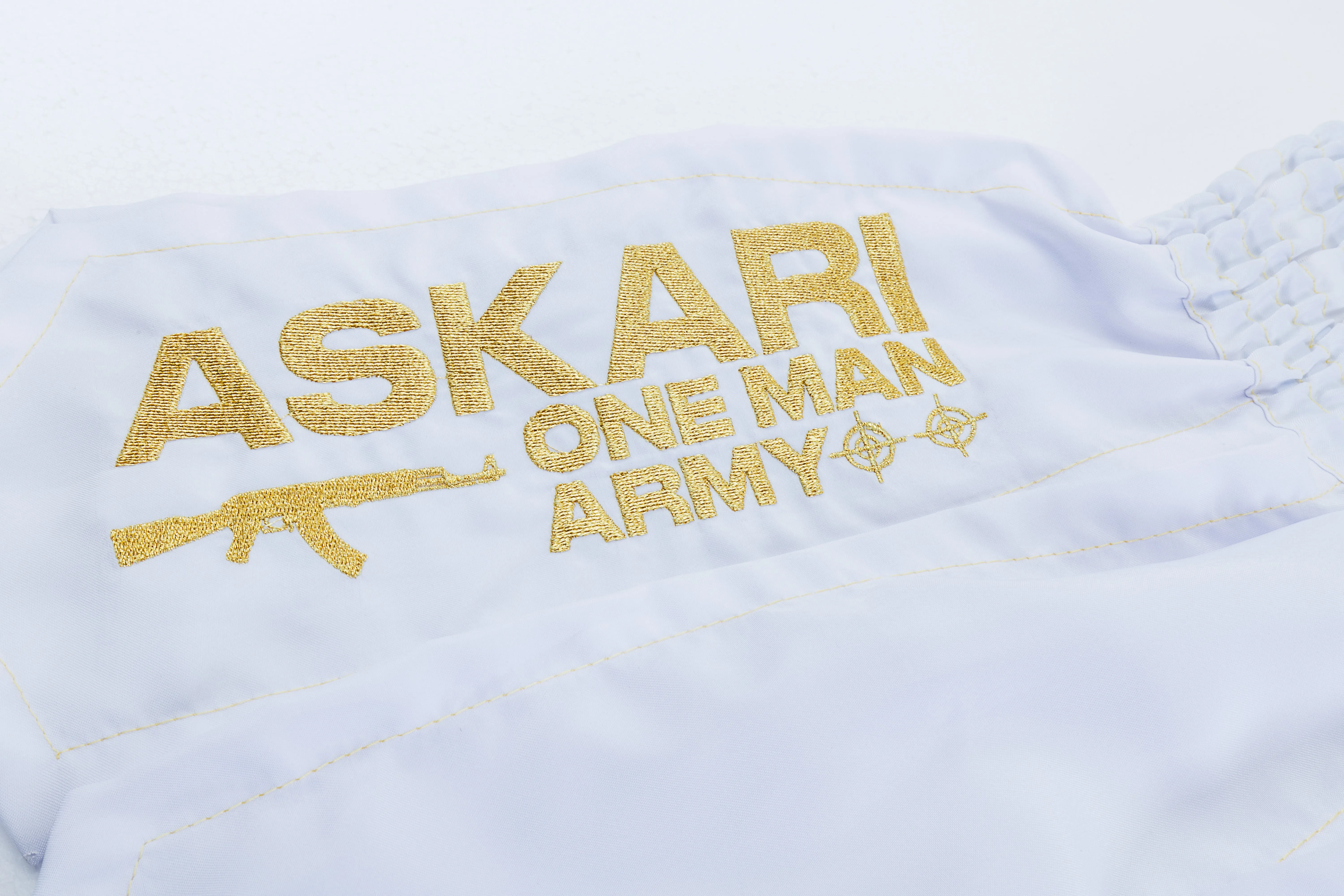 GLADIATOR SHORTS [WHITE/GOLD]