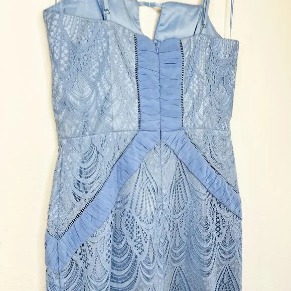 Harlyn Scallop Hem Lace Cocktail Sheath Bodycon Periwinkle Blue Dress Small