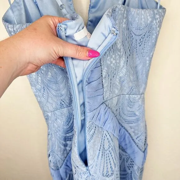 Harlyn Scallop Hem Lace Cocktail Sheath Bodycon Periwinkle Blue Dress Small