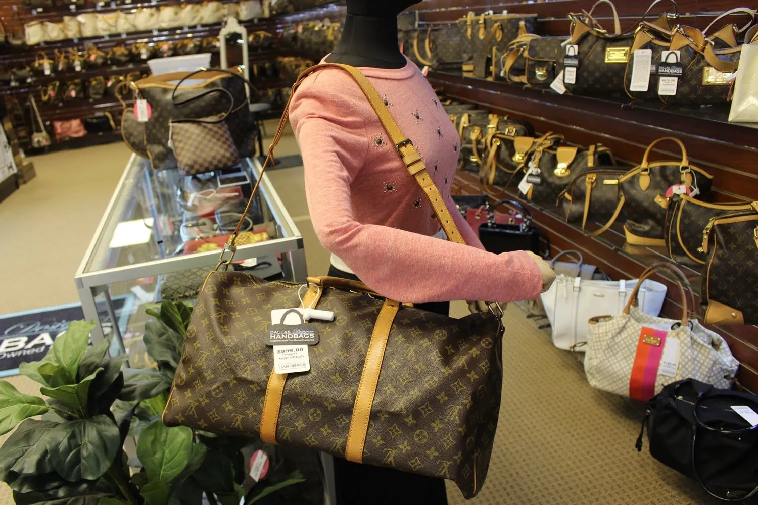 LOUIS VUITTON Monogram Keepall Bandouliere 50 Travel Bag