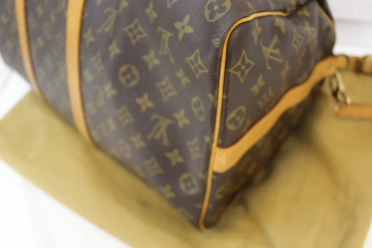 LOUIS VUITTON Monogram Keepall Bandouliere 50 Travel Bag