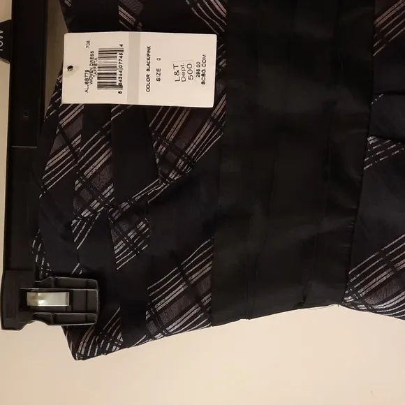 NWT, BCBGMaxAzria Bubble Hem Woven Taffeta Dress