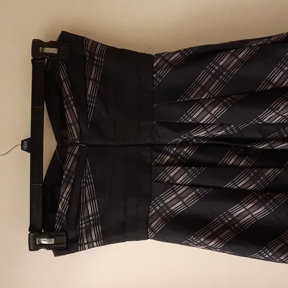 NWT, BCBGMaxAzria Bubble Hem Woven Taffeta Dress