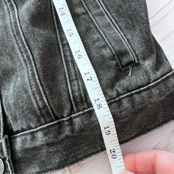 NWT TNR Black Denim Jacket size Small