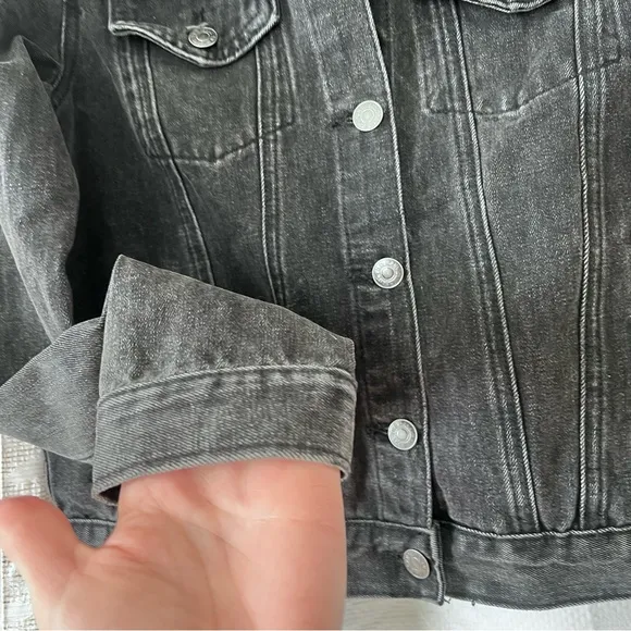 NWT TNR Black Denim Jacket size Small