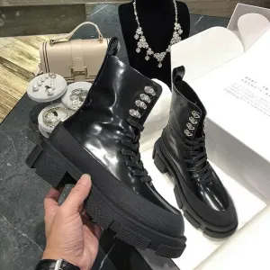 Popular Designer INS Fashion Boots Women White Cow Leather Motorcycle Boots Chunky Sole Mid-calf Long Boots
