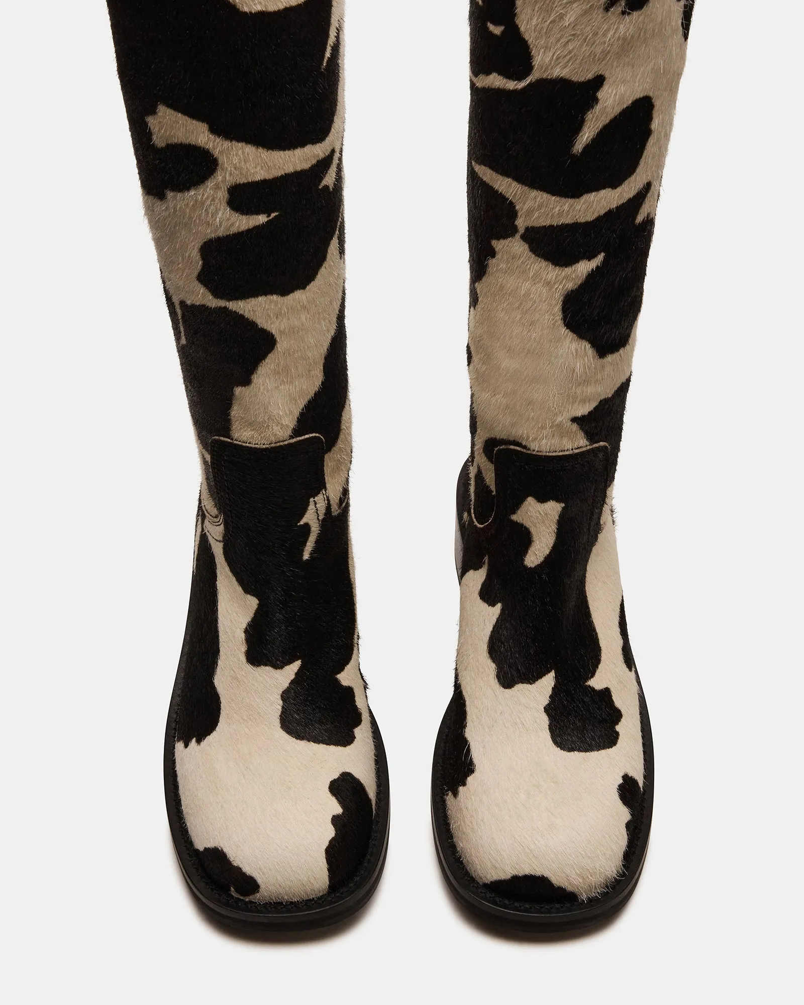RIGGS BLACK COW PRINT