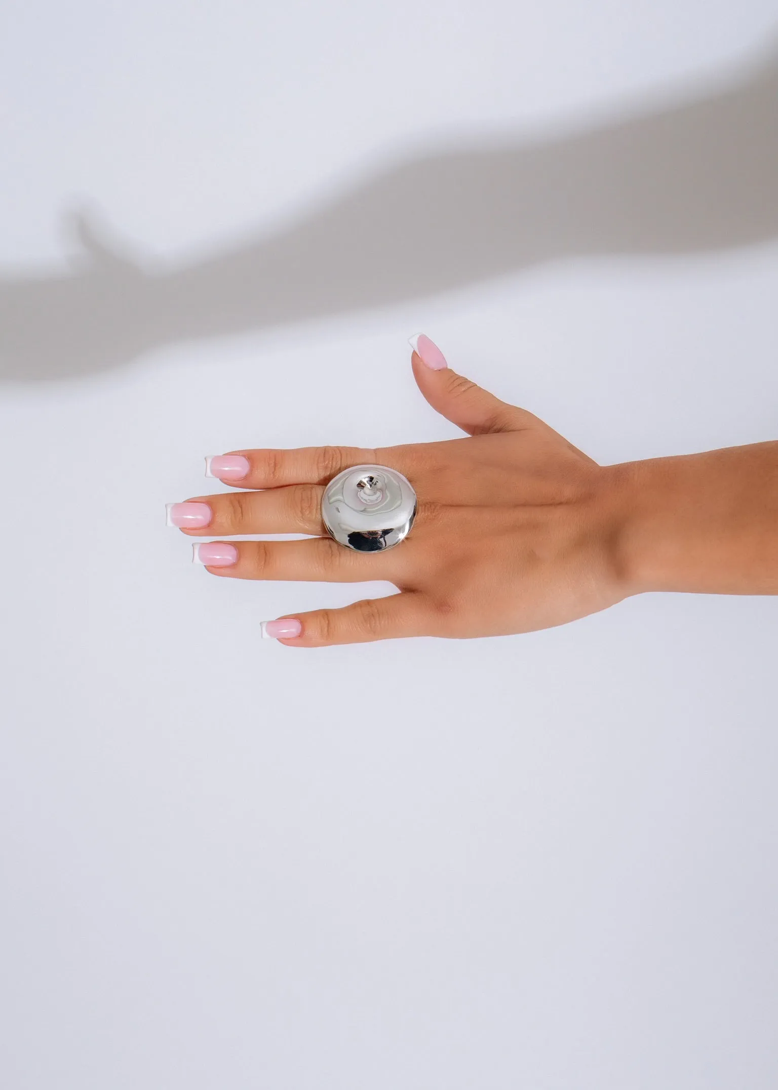 Show Th Way Ring Silver