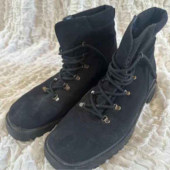Stuart Weitzman Lace Up Combat Boots Size 8.5
