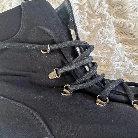 Stuart Weitzman Lace Up Combat Boots Size 8.5