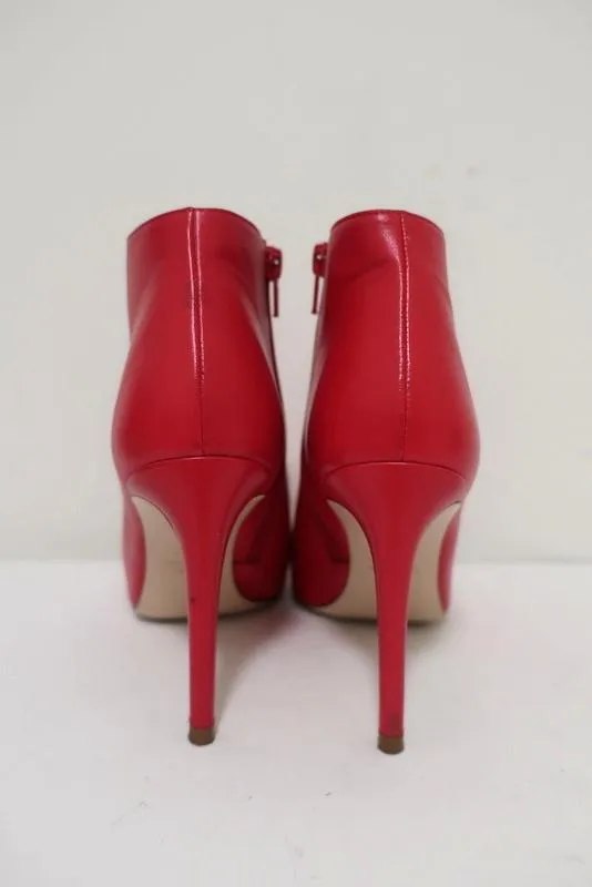Stuart Weitzman Pureaok Ankle Boots Red Leather Size 6.5 Pointed Toe Booties