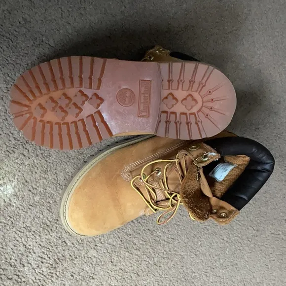 Timberland construction boots size 4