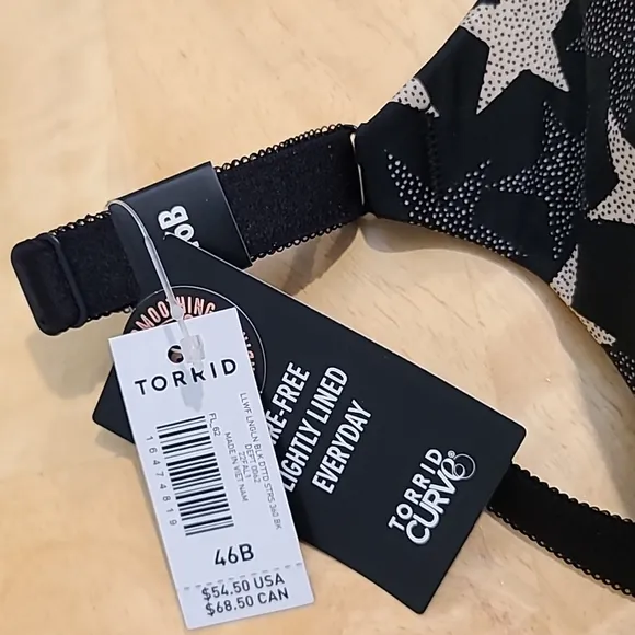 Torrid Wire-Free Lightly Lined Stars Print  Bra