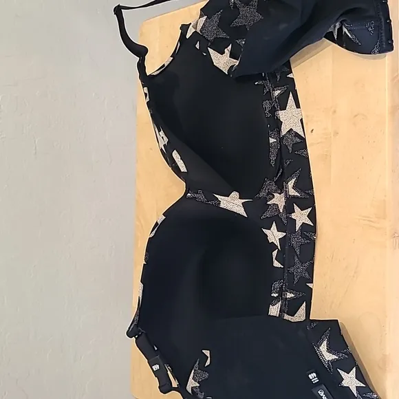 Torrid Wire-Free Lightly Lined Stars Print  Bra