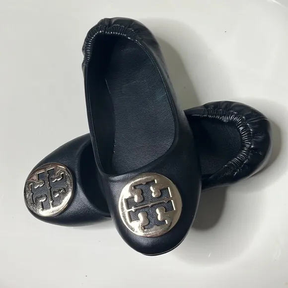 Tory Burch Minnie Travel Ballet Flat: 1.5 youth vegan faux leather