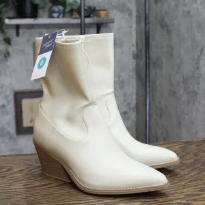 Universal Thread Women's Aubree Ankle Boots 88375051 Off White 8