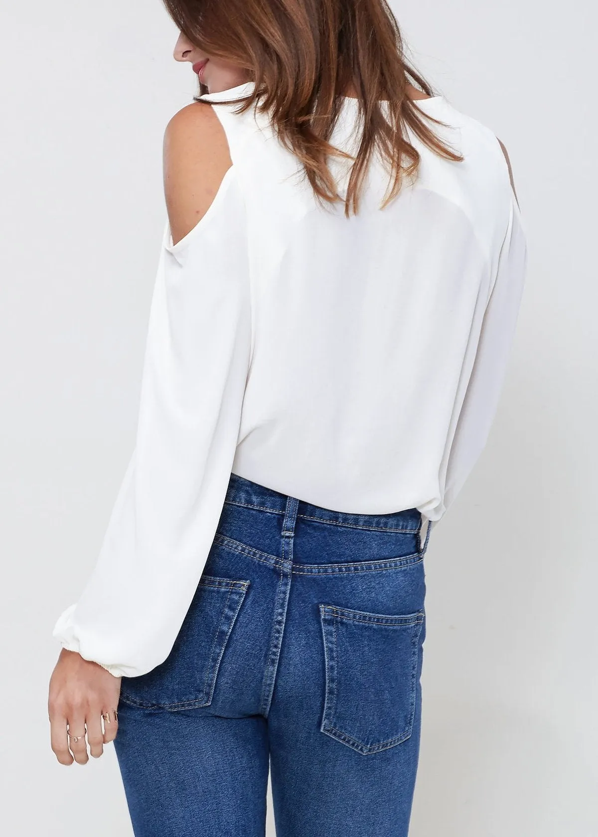 Women's Long Sleeve Open Shoulder Top In Ivory