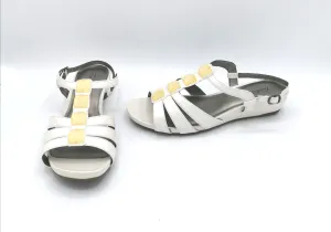 WOMENS SIZE 7M - TRADITION, White Dress Sandals VGUC B25