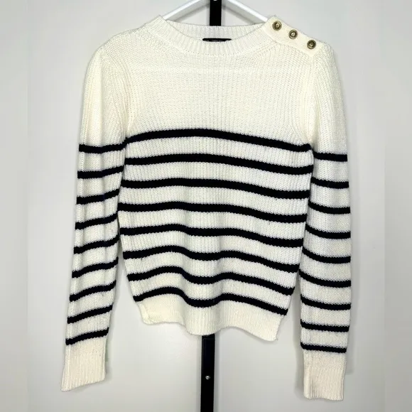 Zara Knit Sweater with Stripes - Cozy and Chic for Every Season